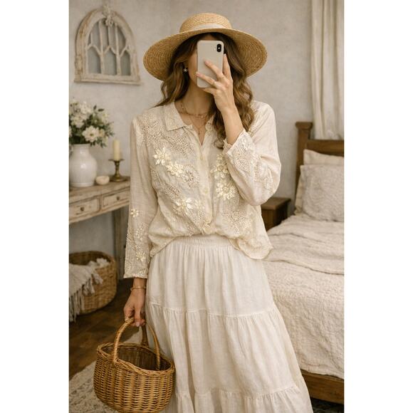 Sandy Starkman Tops - Sandy Starkman 100% Silk Blouse 3D Floral Cottagecore Vintage Whimsical M